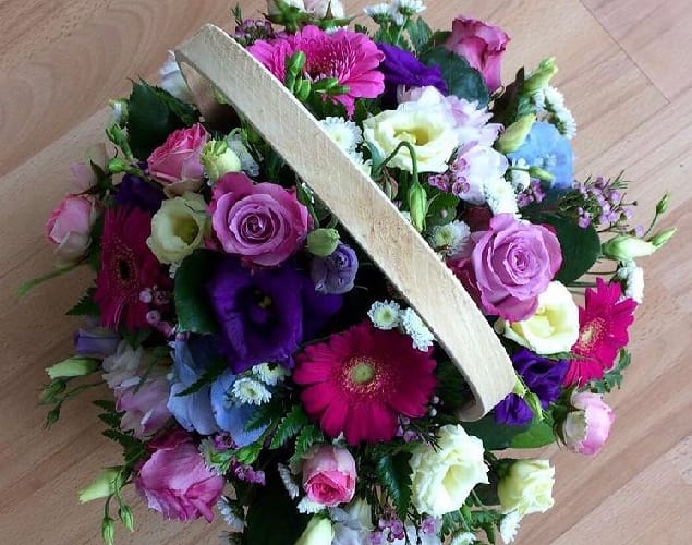 Flowers delivered in Croydon